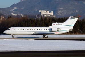 JAK42 Tulpar RA-42330_1