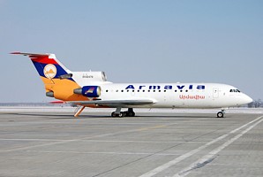 JAK42 Armavia EK-42470 1_1