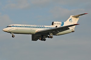 JAK42 Gazpromavia RA-42436_1