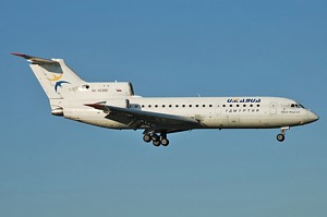 JAK42 Izhavia RA-42385_1