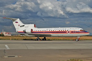 JAK42 MCHS Rossiji RA-42441_1