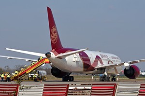 Juneyao Airlines Boeing 787-9 B-208A