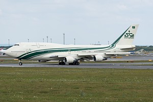 Kingdom Aircraft II LLC Boeing 747-400 HZ-WBT7