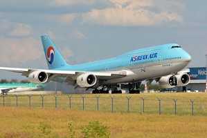 Korean Air Boeing 747-8 HL7631