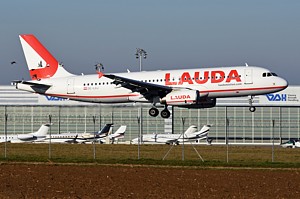 Laudamotion Airbus A320 OE-LOJ