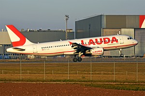Laudamotion Airbus A320 OE-LOS