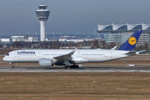 Lufthansa Airbus A350 D-AIXE