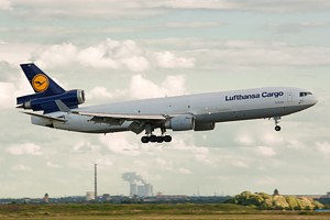 Lufthansa Cargo McDonnell Douglas MD-11 D-ALCE