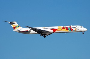 MD82 Wind Rose Aviation UR-WRE_1