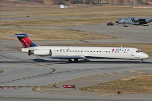 MD88 Delta Air Lines N949DL_1