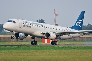 Montenegro Airlines Embraer ERJ-195 4O-AOB