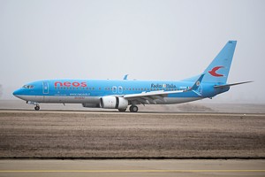 Neos Boeing 737-800 I-NEOW