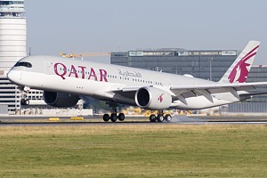 Qatar Airways Airbus A350 A7-AMJ