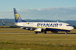 Ryanair B737-800 EI-DPI