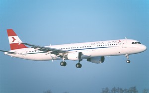 Austrian Airlines A321 OE-LBA_1
