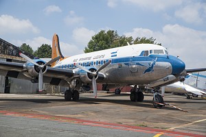 South African Airways Douglas DC-4 (C-54/R5D/Skymaster) ZS-AUB
