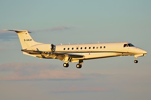 Stuttgarter Flugdienst Embraer ERJ-135 D-AKAT