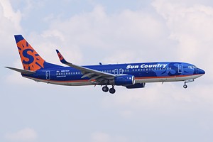 Sun Country Airlines Boeing 737-800 N801SY