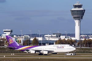 Thai Airways Boeing 747-400 HS-TGZ