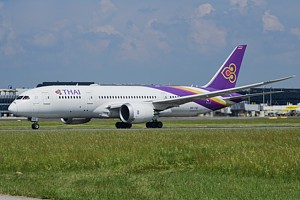 Thai Airways Boeing 787-8 HS-TQC