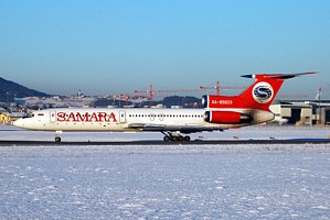 TU154M Samara Airlines RA-85823_1