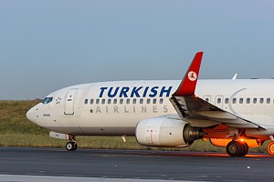 Turkish Airlines Boeing 737-800 TC-JFG