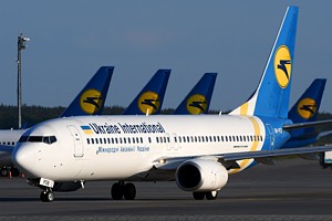 Ukraine International Airlines Boeing 737-800 UR-PSB