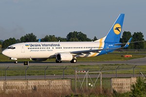 Ukraine International Airlines Boeing 737-800 UR-PSO
