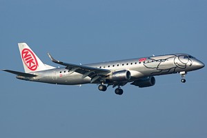 Niki ERJ-190 OE-IHB_1