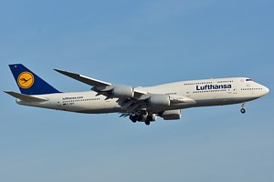 Lufthansa B747-8i D-ABYI_1