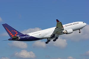Brussels Airlines A330-200 OO-SFY_1