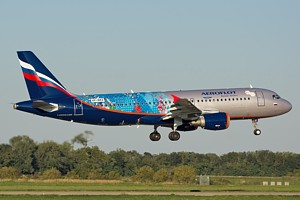 Aeroflot A320 VP-BRZ_1