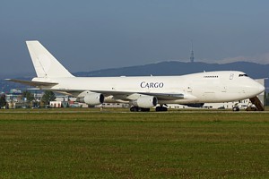 Veteran Avia B747-200 EK74799_1