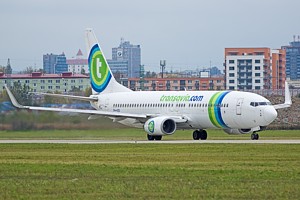 Transavia B737-800 PH-HZE_1