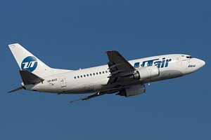 UTair B737-500 VP-BVZ_1