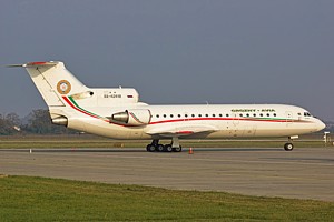 Grozny Avia Jak-42 RA-42418_1