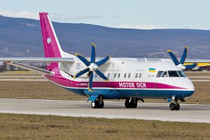 Motor Sich AN-140 UR-14005_1