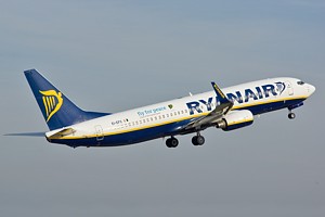 Ryanair B737-800 EI-EFC_1