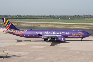 Etihad Airways A330-300 A6-AFA_1