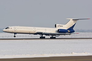Kosmos Airlines TU-154 RA-85849_1