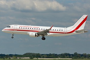 Republic of Poland Embraer 175 SP-LIG_1