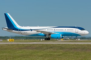 Masterjet A320 CS-TFY_1