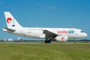Belle Air A319 EI-LIR_1