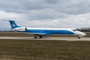 Windrose Air Embraer ERJ-145 UR-DNT