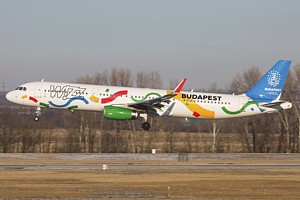 Wizz Air Airbus A321 HA-LXJ
