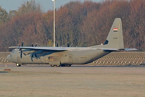 Iraq - Air Force Lockheed C-130/L-100 Hercules YI-307