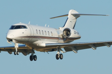 NetJets Europe Bombardier BD-100 Challenger 300 CS-CHA